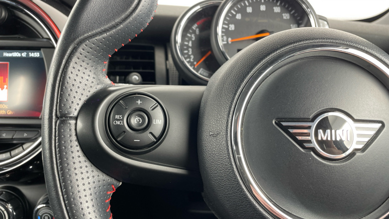 MINI Hatchback 1.5 Cooper Sport II 5dr Petrol Hatchback